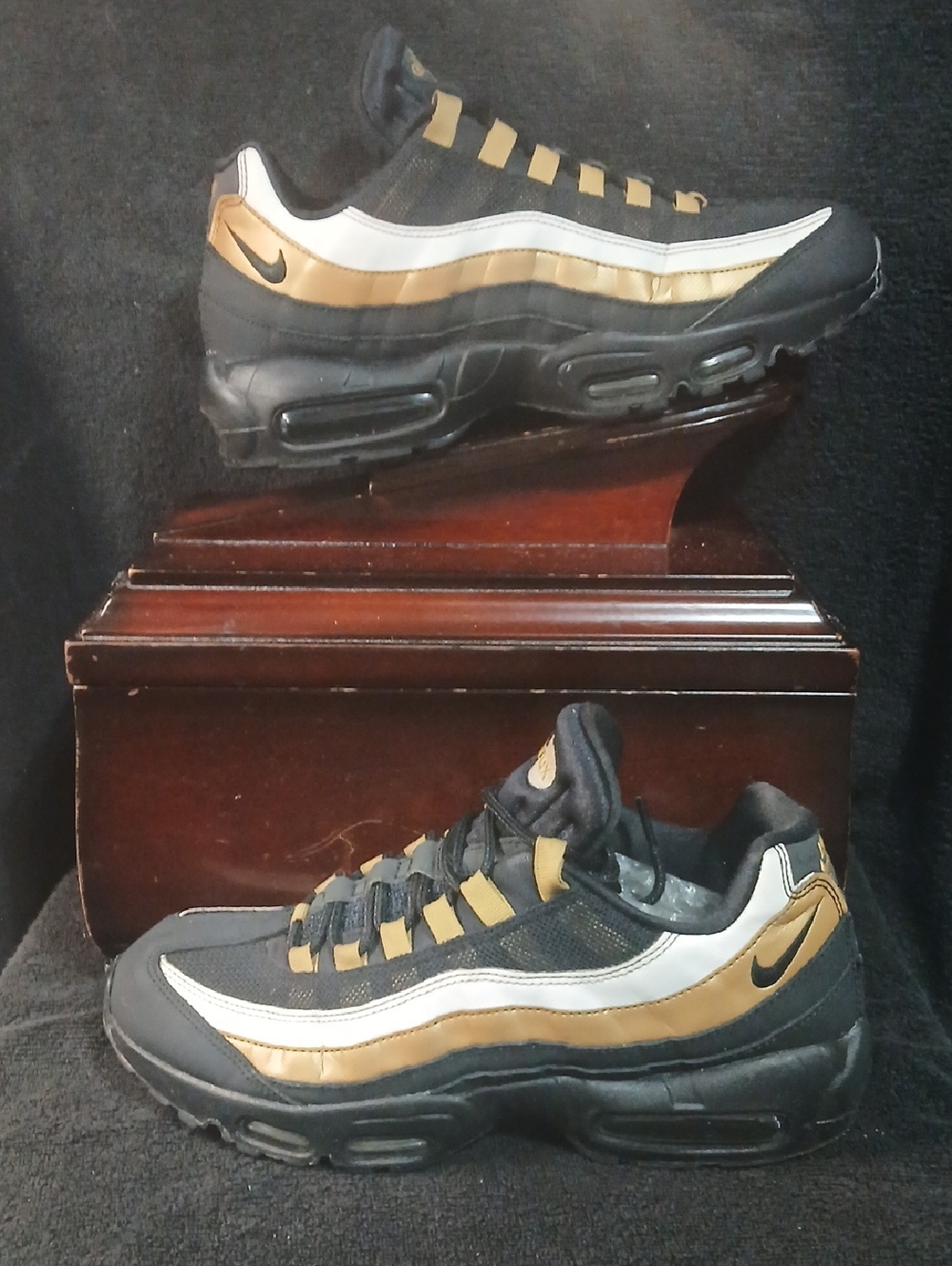 Nike Air Max '95 OG (BLACK GOLD) 2018-  Mens Size-9.